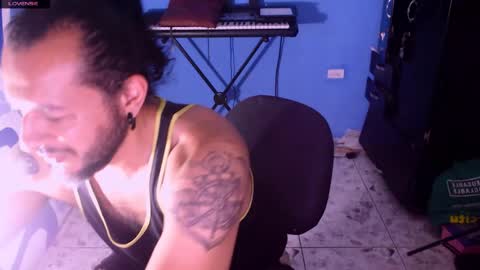 Karu online show from 04-21-26, 01:42