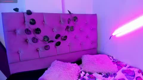 Karyy  online show from 12-19-24, 07:07