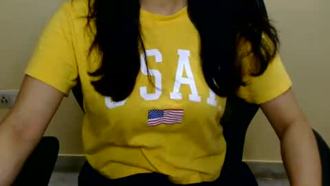 Snapshot of kashish___ chatting on 07-29-26, 01:20 kashish___ online show from 07-29-26, 01:20