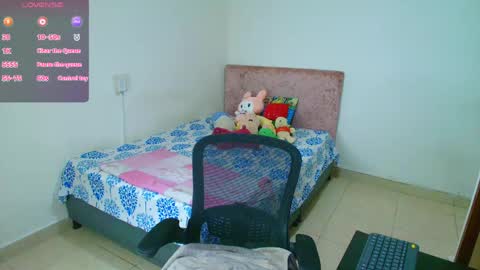 Snapshot of kassandra_0304 chatting on 04-22-26, 01:45 Kassandra online show from 04-22-26, 01:45