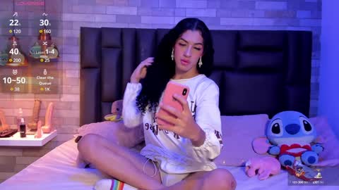 Snapshot of kassandraweked chatting on 12-03-24, 12:59 Kassandra Weked online show from 12-03-24, 12:59