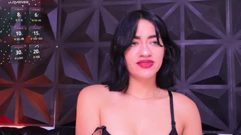 Snapshot of kassianoir_ chatting on 01-18-25, 12:47 Kasi online show from 01-18-25, 12:47