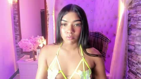 Snapshot of kassy_stone chatting on 07-05-26, 04:07 kassy Stone online show from 07-05-26, 04:07