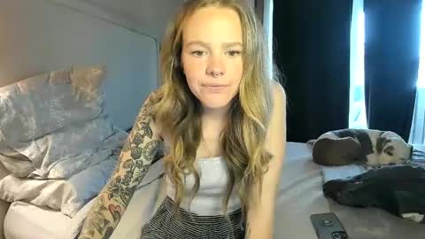 Kitty Kat online show from 12-28-24, 09:40