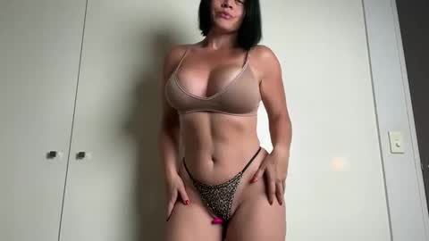 Kat online show from 11-11-25, 11:21