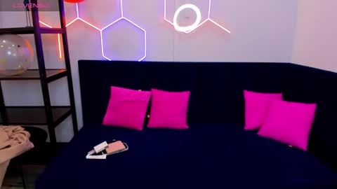 kat__cat online show from 09-29-25, 02:27