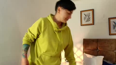 kat paradisse online show from 04-18-26, 11:47