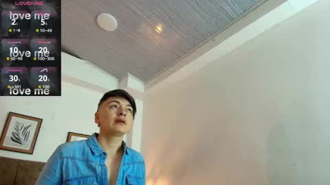 Snapshot of kat_paradisse chatting on 05-31-26, 11:50 kat paradisse online show from 05-31-26, 11:50