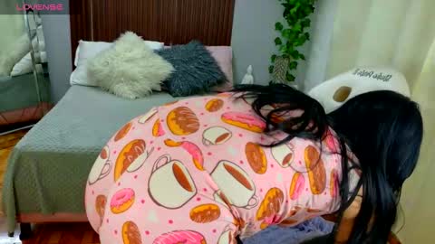 kate online show from 11-16-25, 11:49