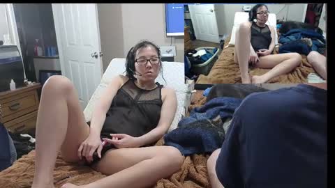 Kat and Crown online show from 03-16-26, 05:44