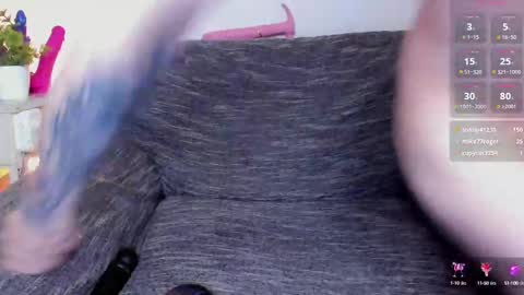 Snapshot of katashisenpai chatting on 02-12-25, 09:54 Katashi online show from 02-12-25, 09:54