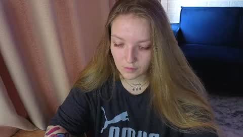 Snapshot of kate__walker chatting on 06-25-26, 05:45 Kate online show from 06-25-26, 05:45