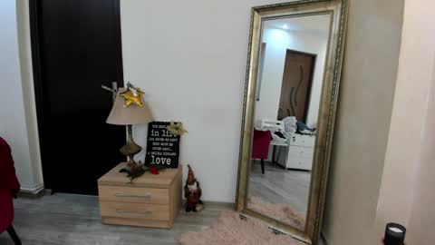 Kate online show from 01-04-25, 09:52