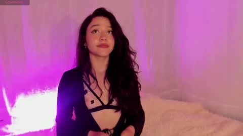 Snapshot of kate_crown chatting on 02-24-25, 09:52 Kate Crown online show from 02-24-25, 09:52