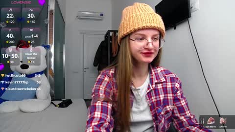Snapshot of kate_jonson chatting on 01-05-25, 11:48 .Be kind and gentle with me and I will do my best for you. online show from 01-05-25, 11:48