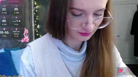 Snapshot of kate_jonson chatting on 10-07-25, 06:32 .Be kind and gentle with me and I will do my best for you. online show from 10-07-25, 06:32