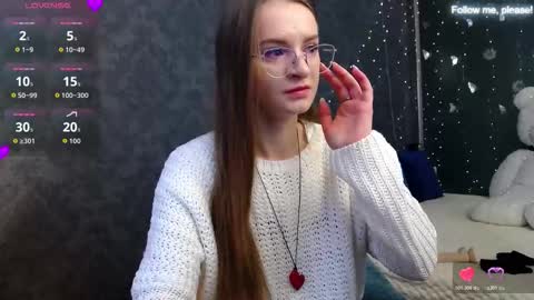 Snapshot of kate_jonson chatting on 01-09-26, 07:33 .Be kind and gentle with me and I will do my best for you. online show from 01-09-26, 07:33