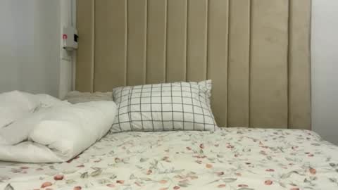 Trixie 31 online show from 03-18-26, 02:26