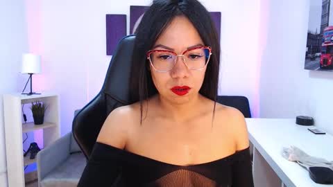 Kate  online show from 10-30-25, 10:49