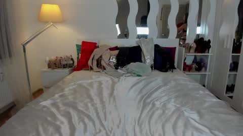 kate_redgar online show from 03-08-25, 06:16