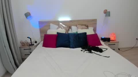 kate_redgar online show from 10-10-25, 08:24