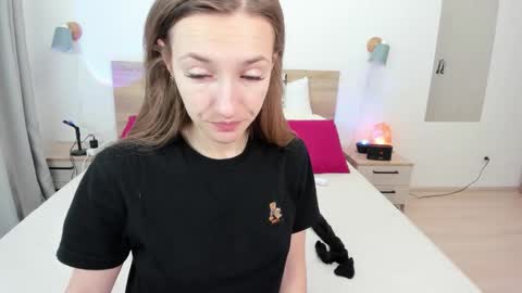 Snapshot of kate_redgar chatting on 02-03-26, 12:54 kate_redgar online show from 02-03-26, 12:54