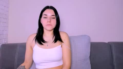 KATE online show from 11-12-25, 06:03