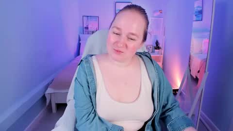 Snapshot of kate_rest chatting on 05-10-26, 08:19 Kate Follow me dear online show from 05-10-26, 08:19