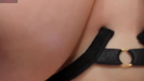 kate_rous online show from 11-30-25, 05:22