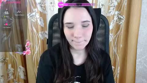 YourKate online show from 12-16-25, 05:45