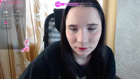 Snapshot of katecrash chatting on 03-06-26, 10:01 YourKate online show from 03-06-26, 10:01