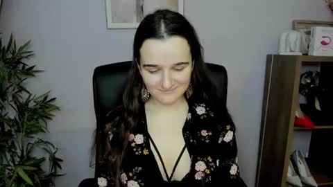 Snapshot of katedesire chatting on 01-26-25, 12:33 Kate online show from 01-26-25, 12:33