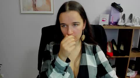 Snapshot of katedesire chatting on 10-11-25, 06:45 Kate online show from 10-11-25, 06:45