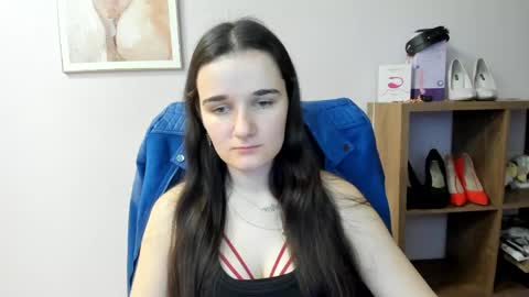 Kate  online show from 04-19-26, 07:07