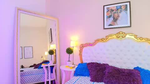 katee Martinez online show from 09-13-25, 07:13