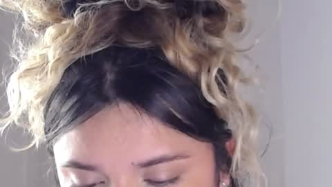 Snapshot of katejolie chatting on 12-03-24, 08:49 Help me with rate thanks online show from 12-03-24, 08:49