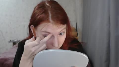 Snapshot of katekalen chatting on 10-25-25, 11:07 Kate Bunny online show from 10-25-25, 11:07