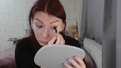 Snapshot of katekalen chatting on 12-14-25, 08:20 Kate Bunny online show from 12-14-25, 08:20