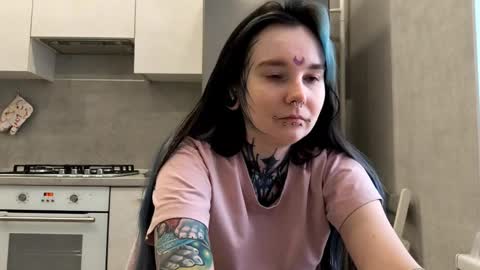 Snapshot of katelynnjenness chatting on 03-12-26, 07:58 Milana online show from 03-12-26, 07:58