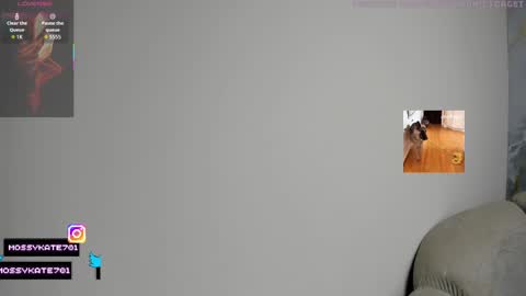 Snapshot of katemoss70 chatting on 09-19-25, 12:17 Im Katherine but call me Kate online show from 09-19-25, 12:17