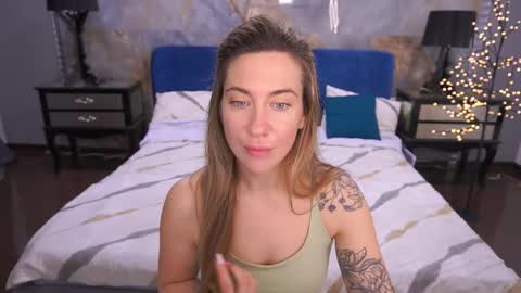 Snapshot of kateshanny chatting on 05-22-26, 06:09 Kate online show from 05-22-26, 06:09