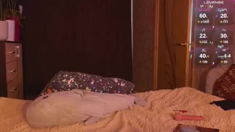 Kate online show from 01-17-25, 04:39