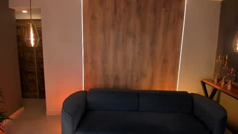 K A T E  online show from 02-09-26, 01:37