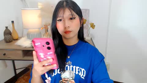 KATE online show from 10-15-25, 07:08