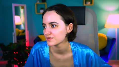 katewillows online show from 02-15-26, 07:51