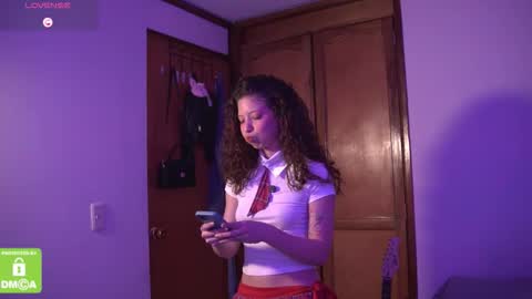 Katerine online show from 10-08-25, 01:36