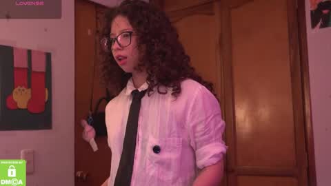 Katerine online show from 11-30-25, 11:31