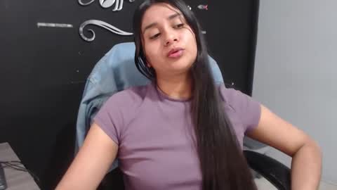 Call me Lau  online show from 10-26-25, 04:35