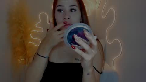 Snapshot of kathe_milk_ chatting on 10-01-25, 12:44 katerin online show from 10-01-25, 12:44