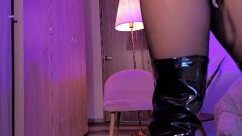 Kathee Saenz online show from 07-07-26, 04:33